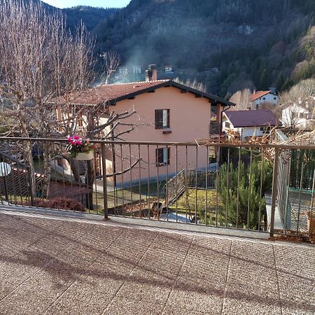 Casa Alberto - Appartamento Zona Bellagio Magreglio Buitenkant foto